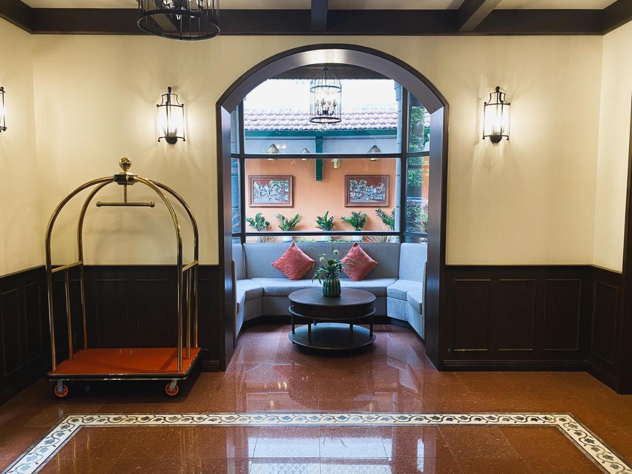 De Syloia Hotel Hanoi Exteriör bild
